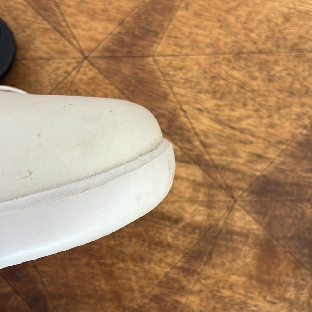 Cole Haan Women’s Grand sneakers - Picture 7 of 15